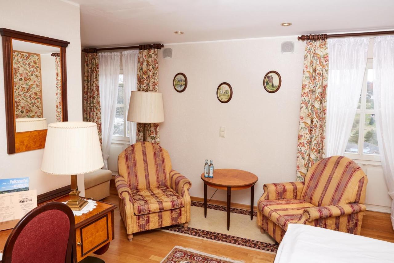 Schlosshotel Kurfuerstliches Amtshaus Dauner Burg Екстер'єр фото