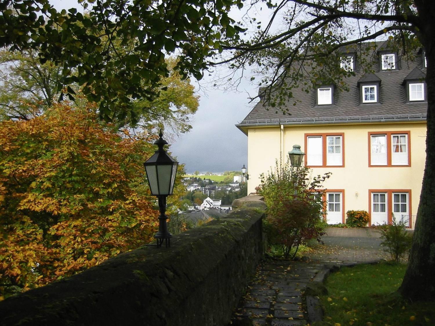 Schlosshotel Kurfuerstliches Amtshaus Dauner Burg Екстер'єр фото