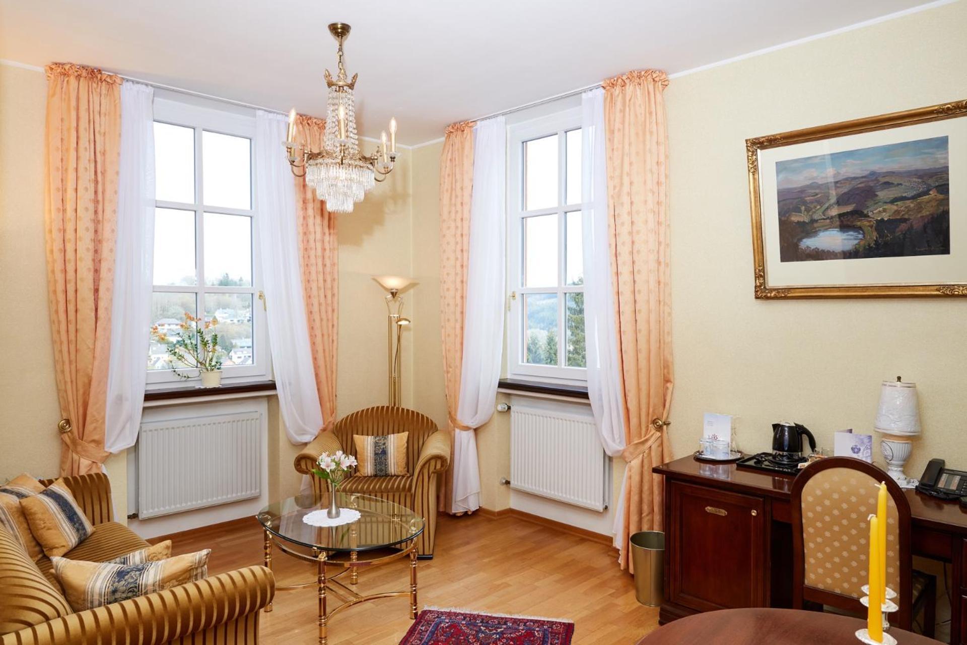 Schlosshotel Kurfuerstliches Amtshaus Dauner Burg Екстер'єр фото