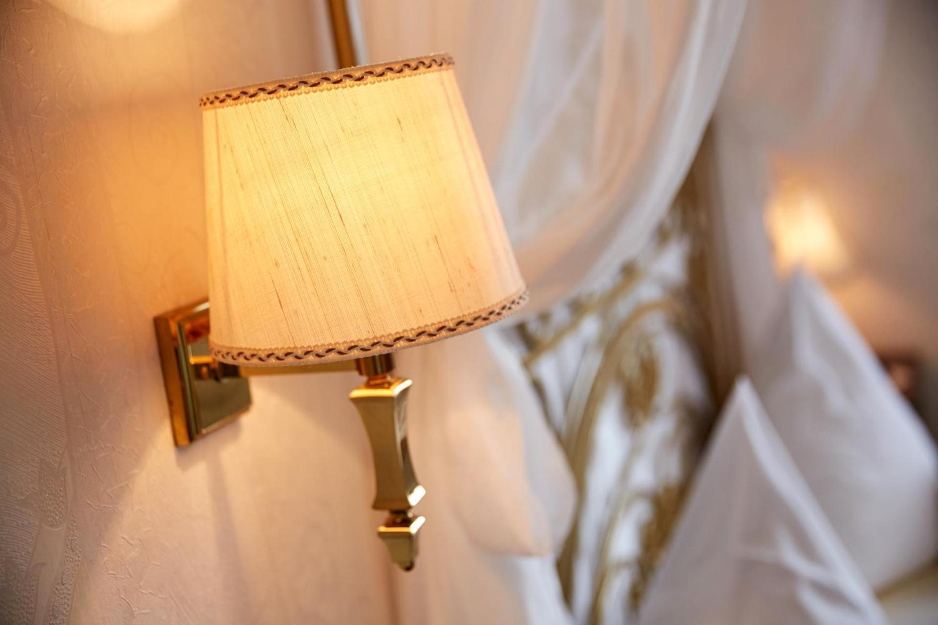 Schlosshotel Kurfuerstliches Amtshaus Dauner Burg Екстер'єр фото