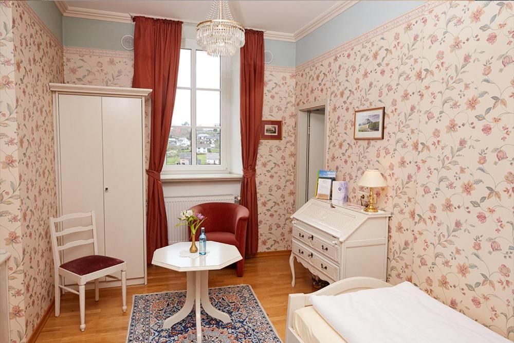 Schlosshotel Kurfuerstliches Amtshaus Dauner Burg Екстер'єр фото