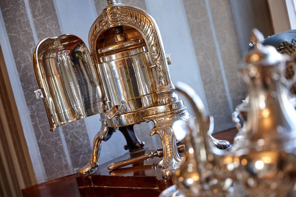 Schlosshotel Kurfuerstliches Amtshaus Dauner Burg Екстер'єр фото