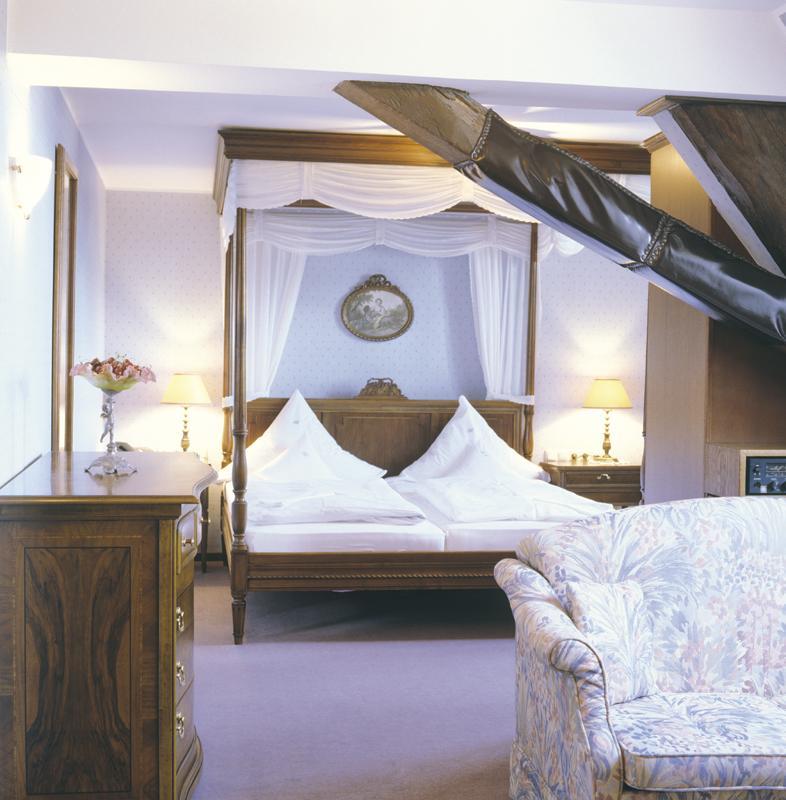 Schlosshotel Kurfuerstliches Amtshaus Dauner Burg Екстер'єр фото