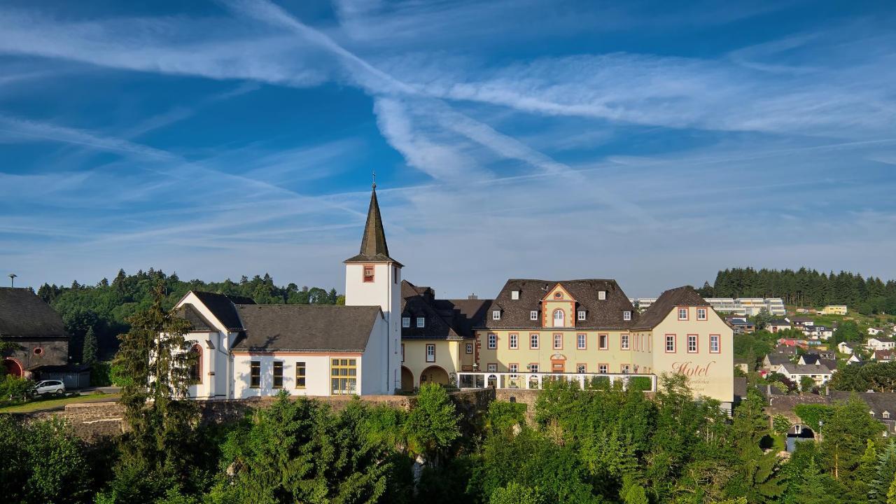 Schlosshotel Kurfuerstliches Amtshaus Dauner Burg Екстер'єр фото